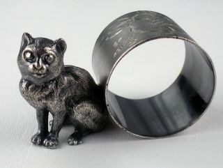 Knickerbocker Silver Cat Figural Napkin Ring Holder,  Antique Floral Engraving