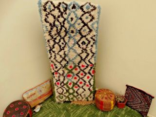 Old VINTAGE Beni Ourain Moroccan Handmade Rug Berber Azilal WOOL Runner 2 ' x 5 ' 2