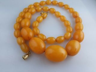 Antique Butterscotch Egg Yolk Amber Bakelite Oval Beads Necklace 58g Simichrome