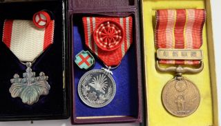 Ww2 Manchurian Incident War Medal Japanese Rising Sun Special Red Cross Badge