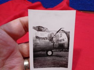 Old Ww2 Military Photo Snapshot Aircraft Nose Art A - 25