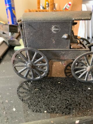 Vtg Cast Iron Metal Amish Horse Drawn Buggy Carriage Wagon with Driver,  and Kids 4