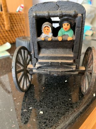 Vtg Cast Iron Metal Amish Horse Drawn Buggy Carriage Wagon with Driver,  and Kids 5