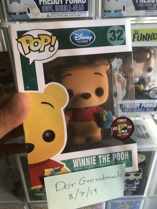 Funko Pop Figure Disney Sdcc 2012 Exclusive Winnie The Pooh Ltd 480 Flocked Rare