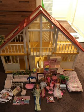 Vintage 1978 Barbie Dream House 1970s Loaded With Furniture