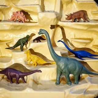 8 British Museum Of Natural History Vintage Plastic Playser Dinosaurs Marx Mpc