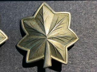Set of 2 WWII US Army Officer Major Oak Leaf Cluster Collar Badge Pin Meyer e10 3