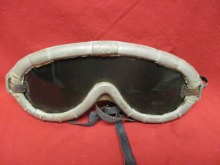 Ww2 Goggles With Case