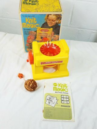 Knit Magic W/ Box / Yarn And Instructions - 1974 Mattel Vintage