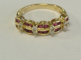 VINTAGE 14 K GOLD NATURAL RUBIES AND DIAMONDS RING / BAND SIZE 7,  25 4