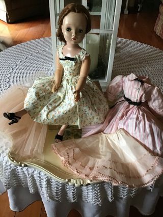 Vintage Madame Alexander Cissy Doll And Extra Wardrobe
