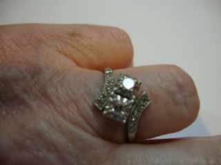 Stunning Vintage 18k.  White Gold Ring With 2 Diamonds And Multi Chips 3.  5 Grams