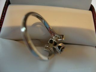 STUNNING VINTAGE 18K.  WHITE GOLD RING WITH 2 DIAMONDS AND MULTI CHIPS 3.  5 GRAMS 3