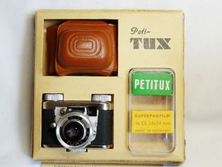 Walter Kunik Tuxi Subminiature Vintage Camera W Box Case Film Instr 5757