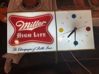 Vintage 1957 Miller High Life Beer Lighted Wall Clock & Sign Shark Fin & Dots