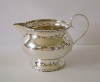 A Good Quality Antique Heavy Sterling Silver Milk Jug Chester 1908 213 Grams