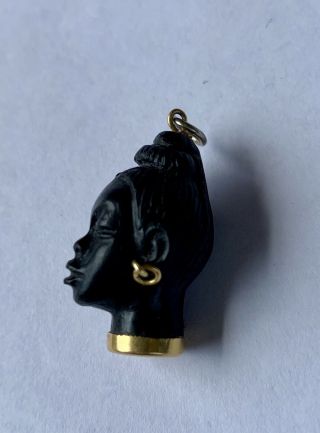 Gorgeous Detailed Vintage 18 Karat Gold Blackamoor Pendant