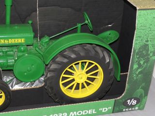 Vintage John Deere unstyled Model D Toy Tractor 1:8 scale HUGE NIB rare 4