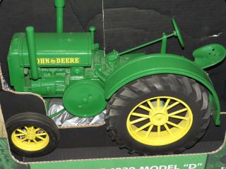 Vintage John Deere unstyled Model D Toy Tractor 1:8 scale HUGE NIB rare 5