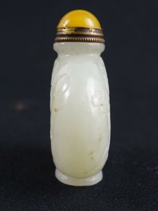 Antique Chinese Hand carved White Jade Snuff Bottle with Yellow Top & Brass spoo 3