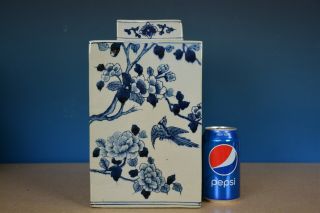 Fine Large Antique Chinese Blue And White Porcelain Vase Marked Kangxi G8766