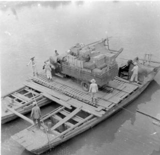 4th “china” Marine Division - 1937 Sino - Japanese War: Chinese Truck On Barge