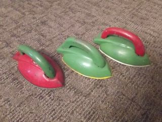 CHILD ' S TOY IRON 1940 ' s or 1950 ' s VINTAGE PLAY RED - GREEN METAL Choice 5