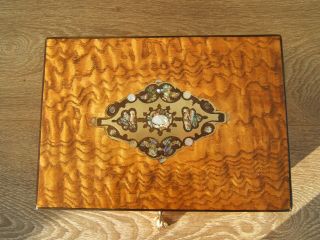 19C VICTORIAN FIGURED ASH ANTIQUE INLAID JEWELLERY BOX - FAB INTERIOR 3