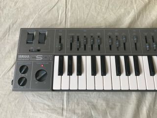 Yamaha CS01 vintage analog monophonic synthesizer w/ gig bag 3