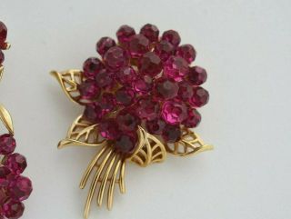 Vintage Crown Trifari Ruby Red Rhinestones Paired Earrings Brooch Set 3