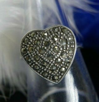 Vintage Marcasite Heart 5/8 " 0.  925 Sterling Silver Cocktail Band Ring Size 8