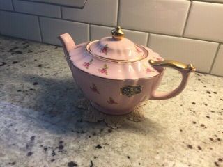 Offered In This Listing Is An Vintage Sadler Pink With Pink Roses Tea Pot