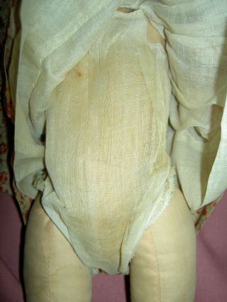 Very RARE c.  1930 French GRE - POIR jointed cloth doll all orig.  organdy outfit 11