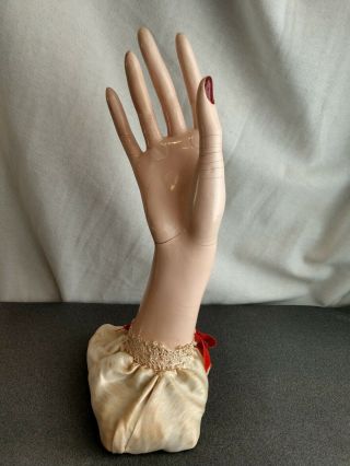 Vintage 1940s 50s Era Female Mannequin Hand Department Store Display 4
