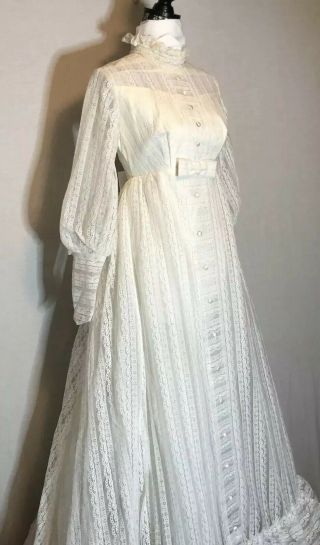 Mori Lee Vintage 70’s Victorian Size 10 Ivory Lace Stunning Wedding Dress