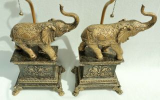 Pair Vintage Ornate Gold Figural ELEPHANT Claw Foot Pull Chain Table Lamps 5481 4
