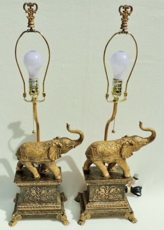 Pair Vintage Ornate Gold Figural ELEPHANT Claw Foot Pull Chain Table Lamps 5481 5