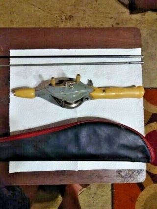 Vintage Rare Rare Hurd Caster Fishing Rod With 2 Rods And Case