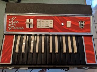 Cool Vintage Rheem Kee Bass Electronic Keyboard In Case