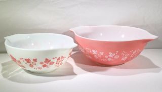 Vintage Pyrex Pink Gooseberry Cinderella 4 Bowl Mixing Set 444 443 442 441 LOOK 3