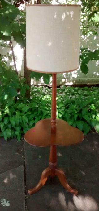 Vintage Maple Floor Lamp With Table And Shade - Chicago Pickup (west Suburbs)