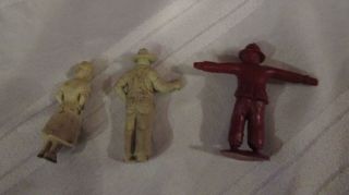 Marx 1950 ' s Scarecrow farm set with farmer and his wife rubber toys 2 - 3 