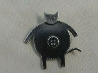 Vintage " Fat Belly Button Cat " Sterling Silver Artisan Mimi Signe Pin Brooch