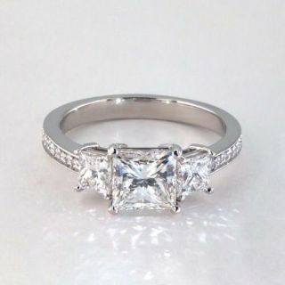 2.  00 Cts Vs2 H Princess Vintage Style Diamond 3 Stone Engagement Ring Platinum