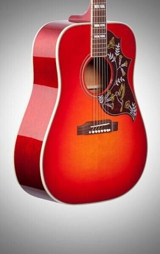 Gently 2019 Gibson Hummingbird Acoustic/Electric Guitar vintage sunburst 2