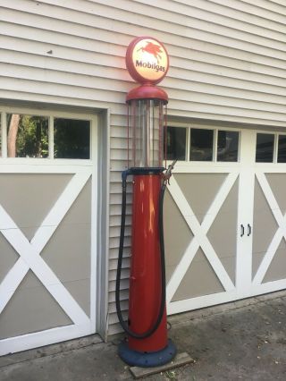 Vintage Wayne Visible Gas Pump With Mobilgas Gasoline Glass Globe