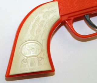 Vintage Legends of the Wild West Shooter Toy Metal Plastic Model Cap Gun Pistol 4