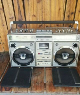 SHARP GF - 9696 Vintage Stereo Boombox 80s GhettoBlaster - RARE 10