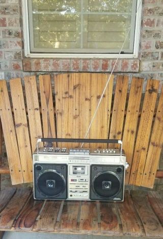 Sharp Gf - 9696 Vintage Stereo Boombox 80s Ghettoblaster - Rare