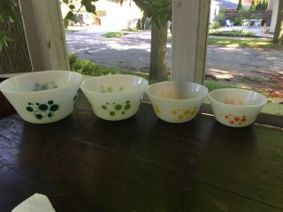 Mid Century Modern Atomic Dots Vintage Nesting Mixing Bowls 4 Federal Glass Set